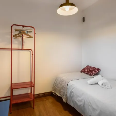 Lana Baros, Willa Jaca