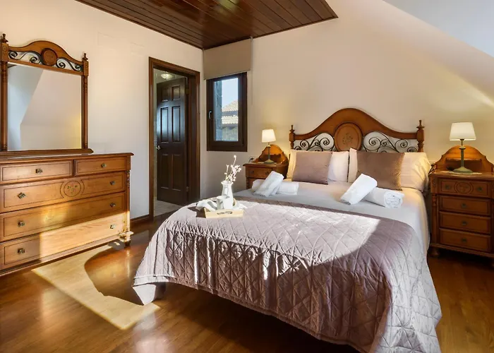 Villa Lana Baros, Jaca